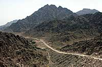 Les montagnes du Hajjar - Cliquez pour agrandir